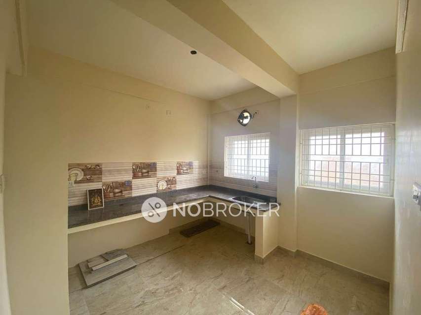 2 BHK Flat In Blossom Apartment For Sale  In Pallikaranai