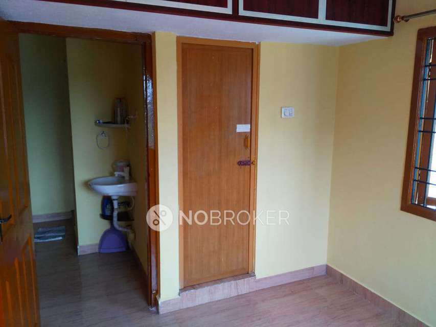 2 BHK Flat In 2g2h For Sale  In Porur
