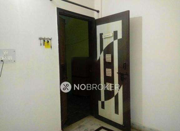 2 BHK Flat For Sale  In Old Delhi Road