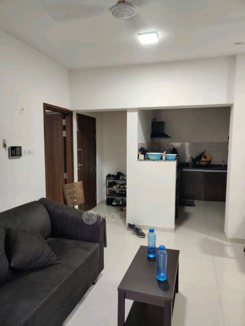 Single Room for Male In 3 BHK  In Gera World Of Joy, Kharadi  In Wagholi