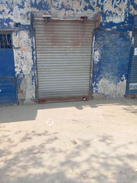 Shop in Bhopura, Ghaziabad for Rent 