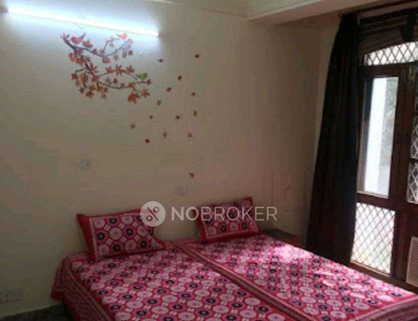 PG for Boys in Sector 66