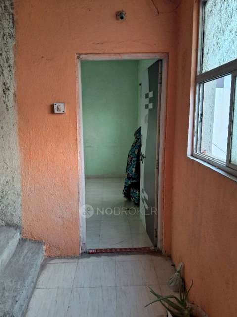 1 BHK Flat In Chavan Bulding for Rent  In Dhayari Village