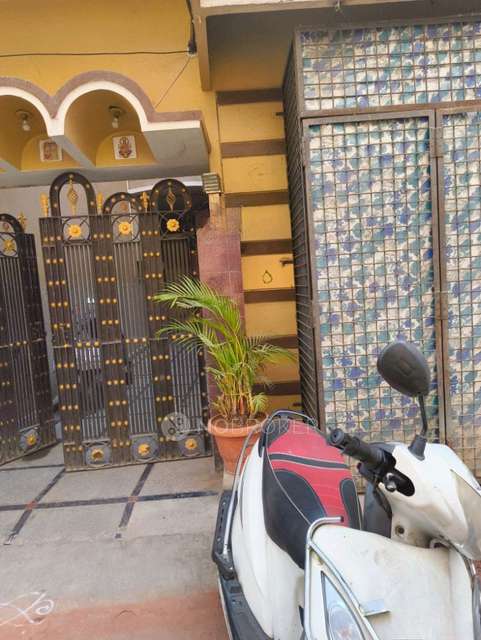 1 RK Flat for Rent In Rajpal Nagar