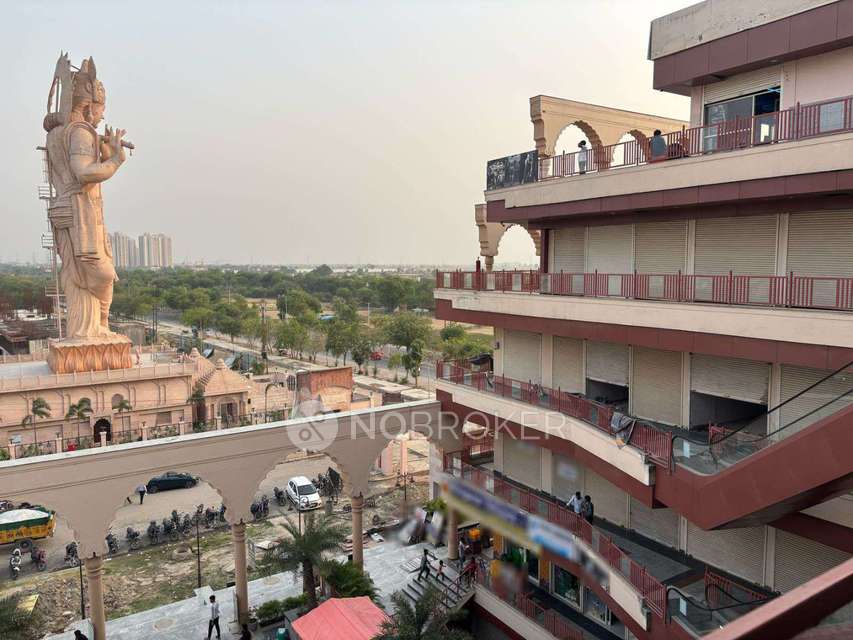 Shop in Kasna, Greater_noida for sale 