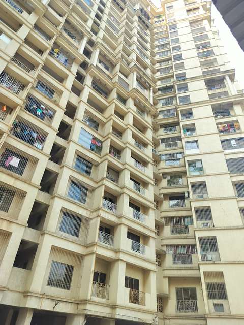 2 BHK Flat In Cosmos Jewels For Sale  In Ghodbunder