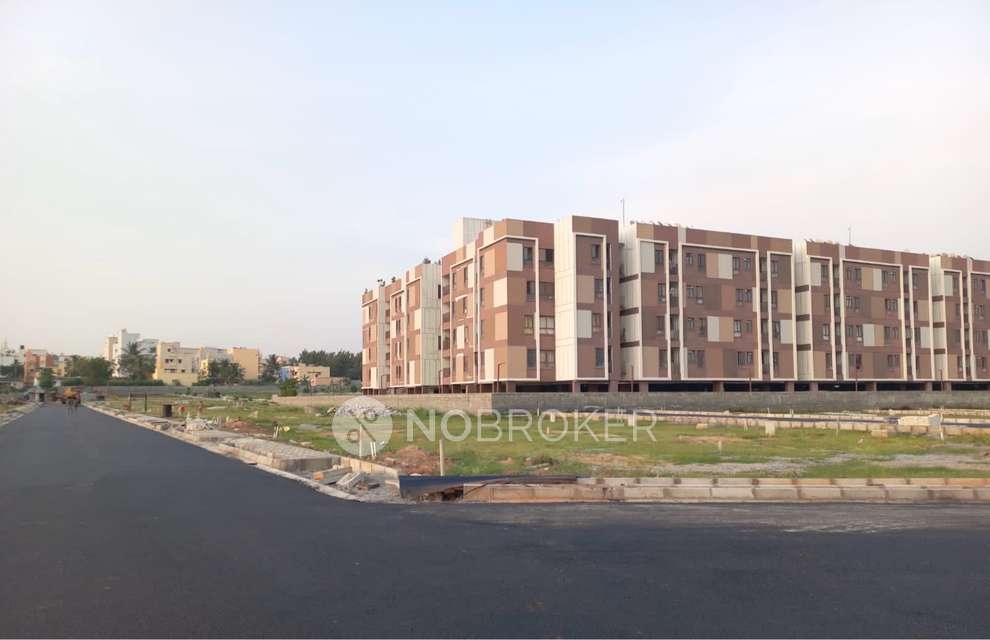 Plot For Sale  In Grand Icon 2