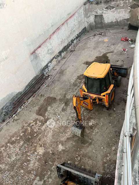 Commercial Property in Sorkha, Noida for Rent 