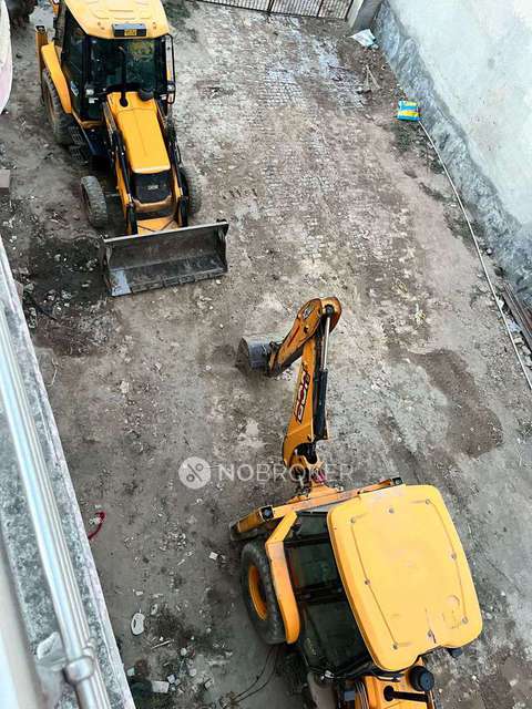 Commercial Property in Sorkha, Noida for Rent 