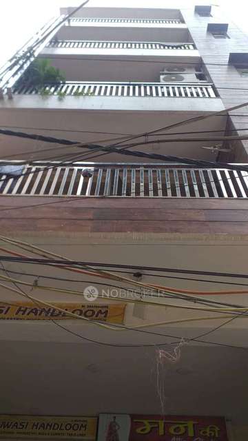 3 BHK Flat for Rent  In Sadh Nagar, Palam