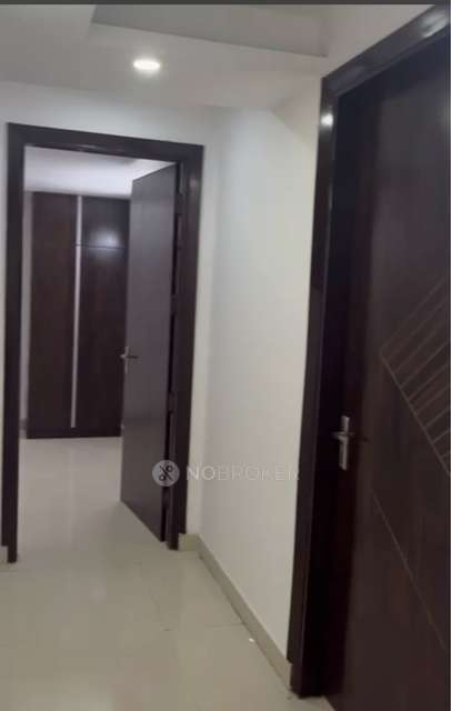 3 BHK Flat In A-370 Srt Building For Sale  In Chhatarpur Enclave Phase 2