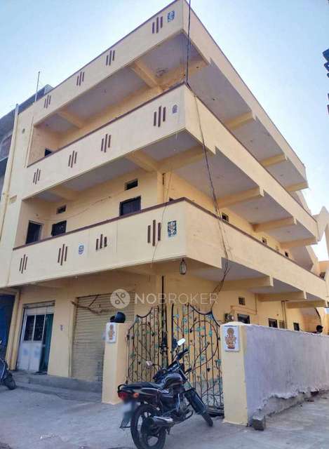 1 RK Flat for Rent  In  Gundlapochampalli