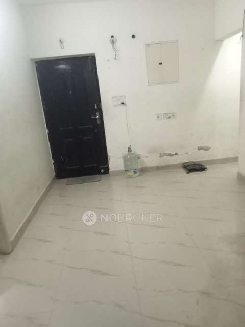 1 BHK Flat In Amarprakash The Royal Castle For Sale  In Chromepet,chennai