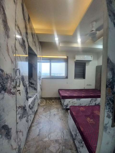 1 RK Flat In Dlf Capital Greens Phase I And Ii for Rent  In Moti Nagar