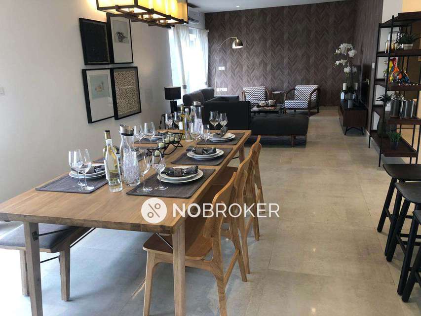 3 BHK Flat In Rustomjee 180 Bayview For Sale  In Matunga