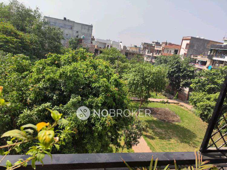 2 BHK Flat In Vikram Enclave  For Sale  In Shalimar Garden