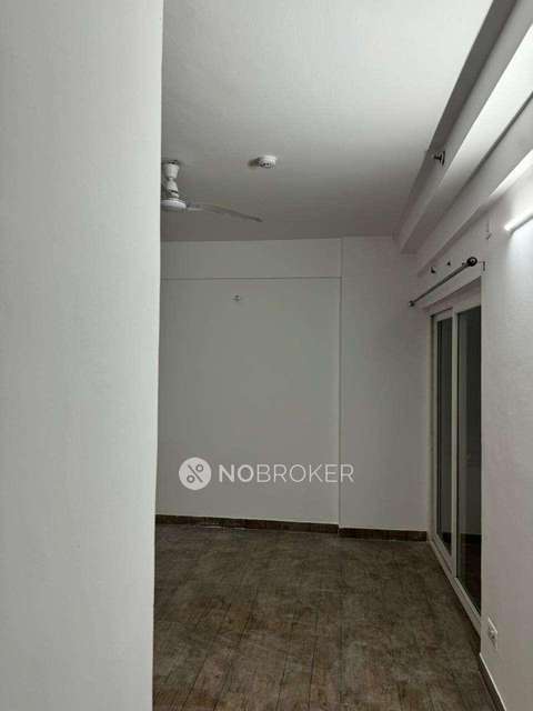 3 BHK Flat In Purvanchal Royal City For Sale  In Sector Chi V