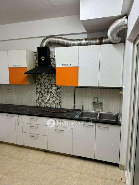 3 BHK Flat In Purvanchal Royal City For Sale  In Sector Chi V