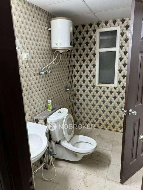 3 BHK Flat In Purvanchal Royal City For Sale  In Sector Chi V