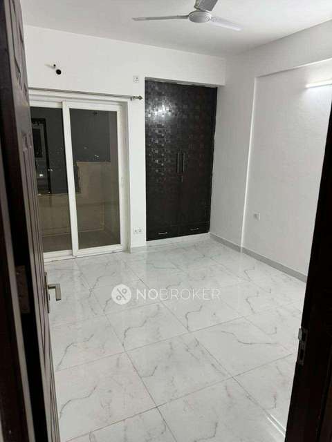 3 BHK Flat In Purvanchal Royal City For Sale  In Sector Chi V