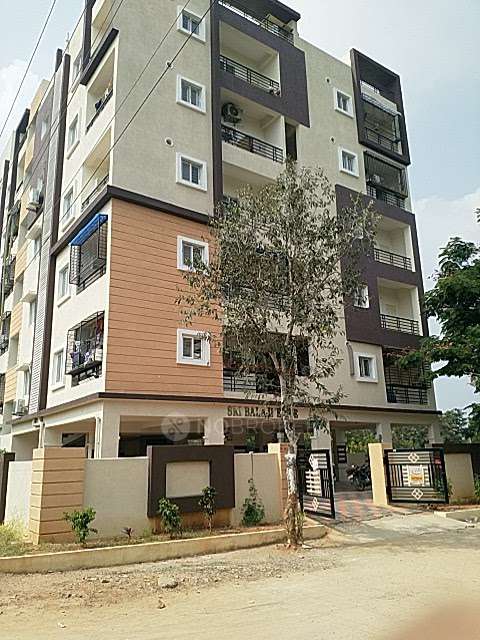 2 BHK Flat In Sai Balaji Appartment for Rent  In Tellapur