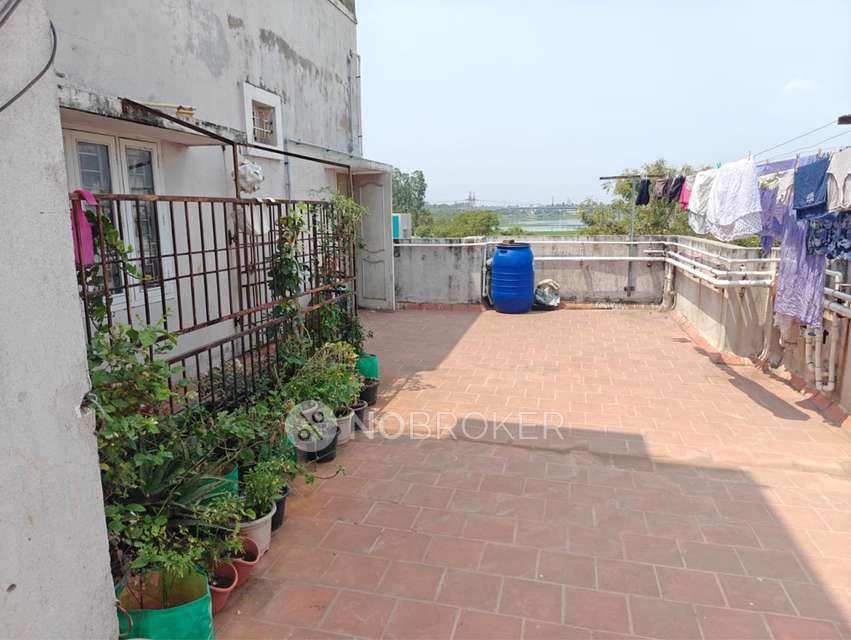 2 BHK Flat In Fine Thulasi For Sale  In  Korattur