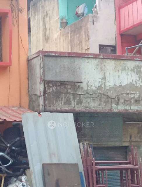Shop in Kalasipalya, Bangalore for sale 