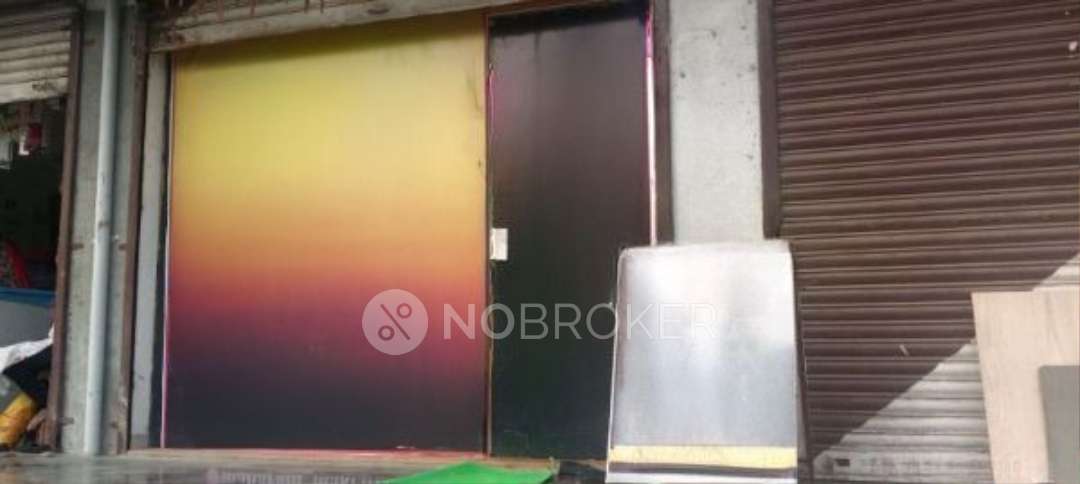 Shop in , Jijamata Chowk, Pune, Pune for Rent 