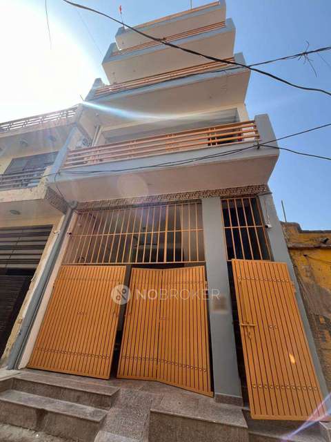 PG for Anyone in Sector 18