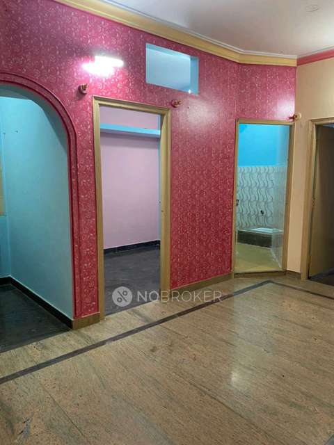 2 BHK Flat In Sb for Rent  In Azad Nagar