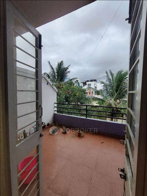 Single Room for Female In 2 BHK  In Altius Housing Society In Wakad