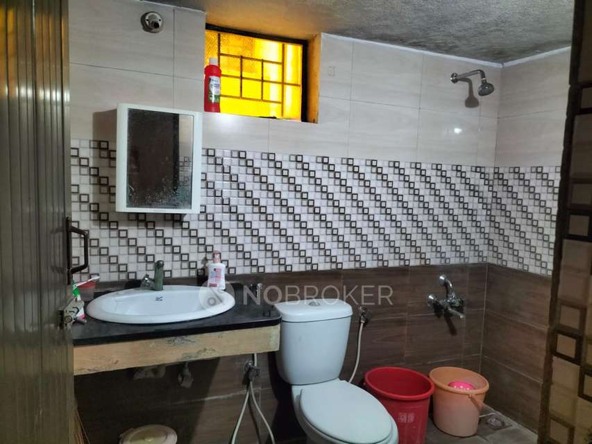 PG for Girls in Velachery