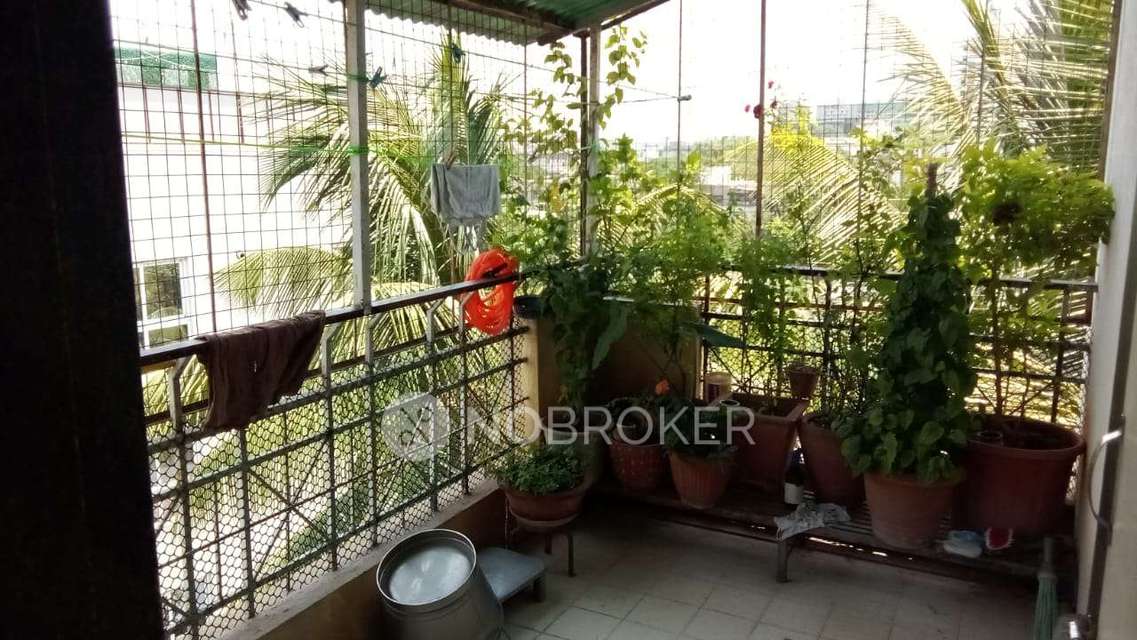 Single Room for Female In 2 BHK  In Shree Laxmi Vihar Society, Hadapsar In Hadapsar