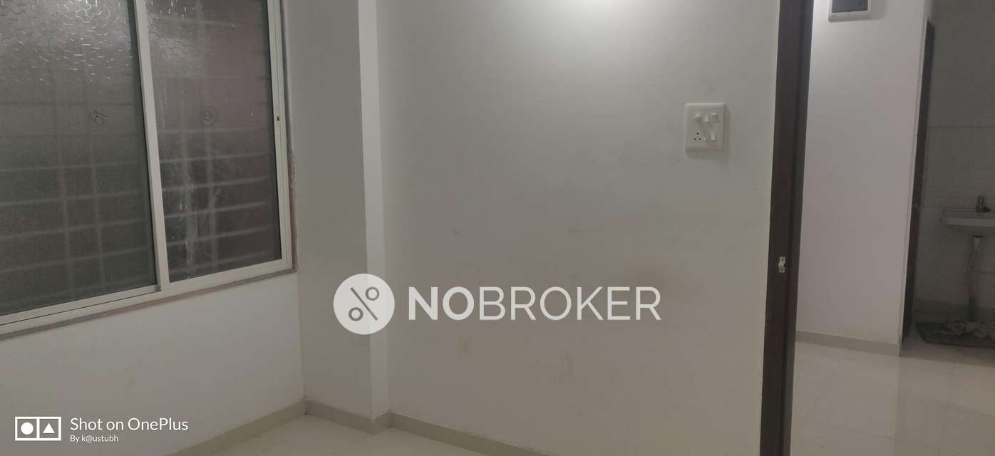 1 BHK Flat In Maharaja Palace For Sale  In Narhe