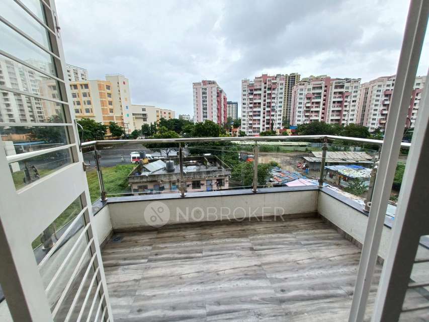 2 BHK Flat In Lakeshore for Rent  In Pimpri Chinchwad