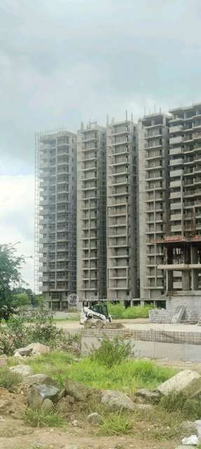 3 BHK Flat In Aaditri Empire For Sale  In The Gaudium School