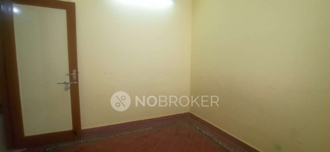 2 BHK House for Rent  In Valasaravakkam (veg Only)