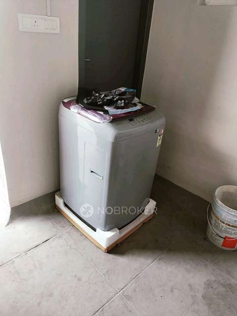 PG for Girls in Netaji Circle