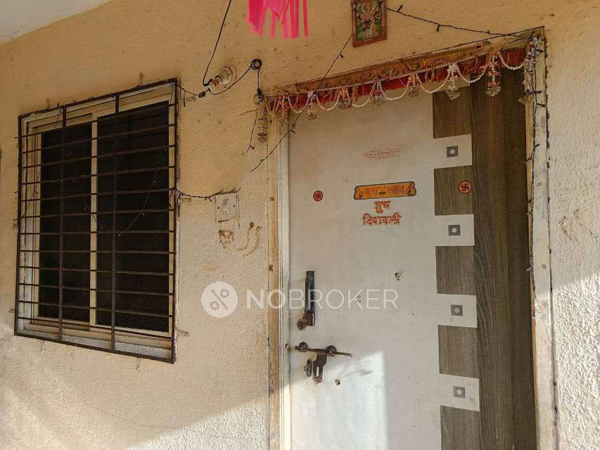 1 RK Flat In Laxmi Heights Virar For Sale  In Virar East