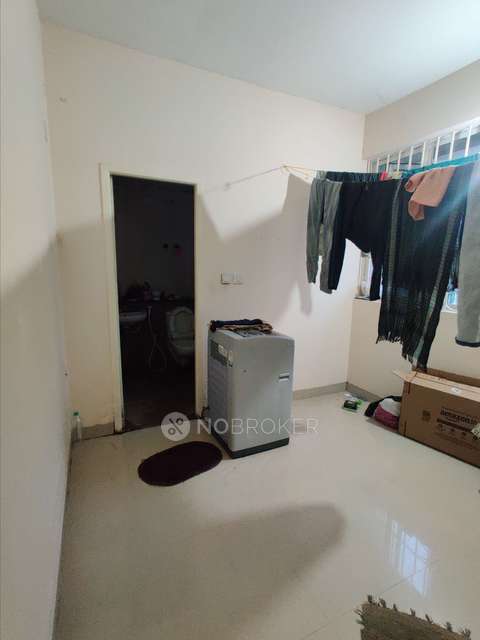 2 BHK Flat In Bbcl Navarathna Apartment  For Sale  In Ambattur