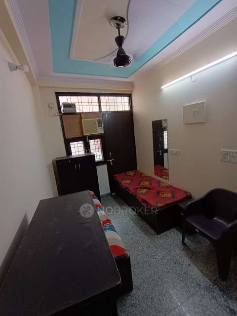 PG for Boys in Shakarpur Khas