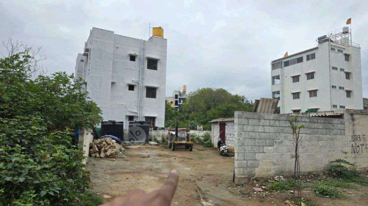 Plot For Sale  In 1229/e, 2nd Block, Addischetan Layout, Bommanahalli, Bengaluru, Karnataka 560076, India
