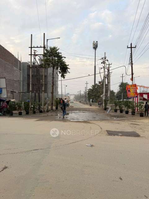 Plot For Sale  In Noida Authority Plot In H Block ,sector 44,noida