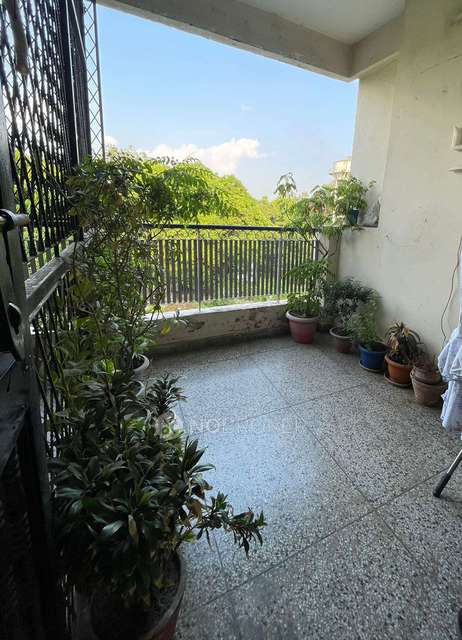 2 BHK Flat In Sb For Sale  In Lajpat Nagar