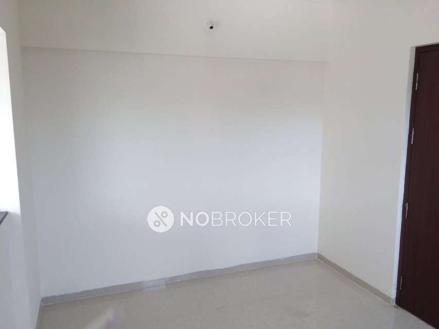 1 BHK Flat In Wakad Centre Society For Sale  In Wakad