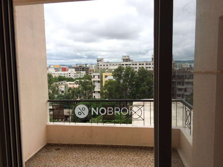 1 BHK Flat In Wakad Centre Society For Sale  In Wakad