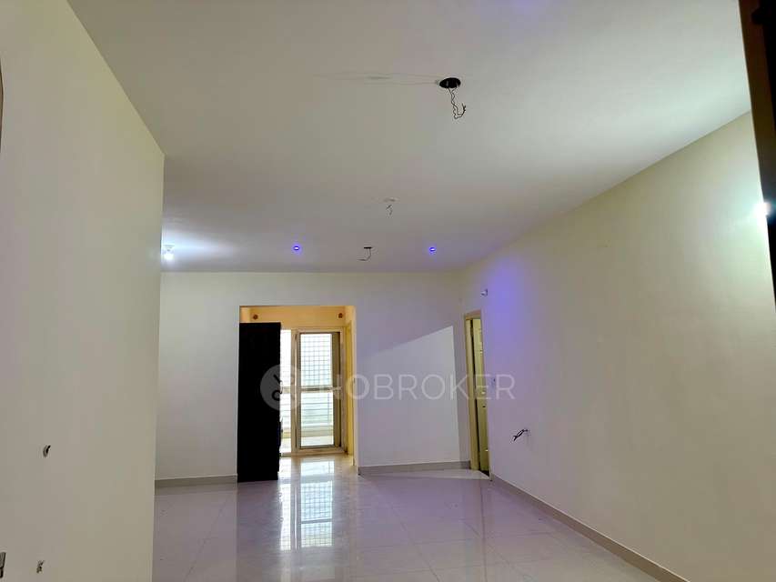 2 BHK Flat In Sk Silver Mist Appartment,  For Sale  In Singasandra