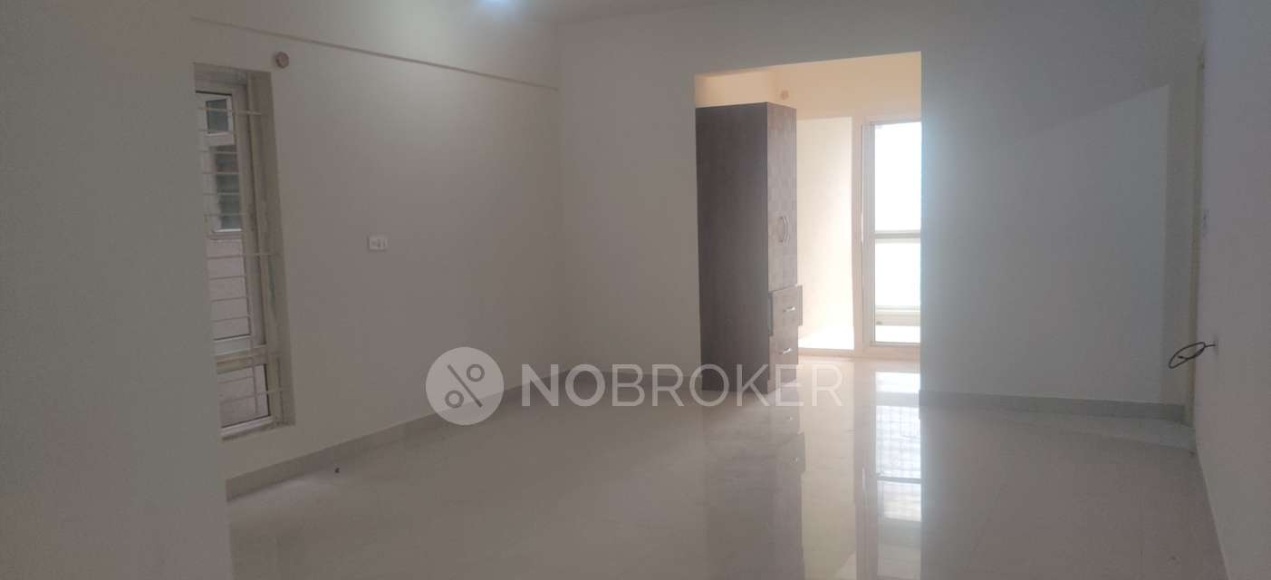 2 BHK Flat In Sk Silver Mist Appartment,  For Sale  In Singasandra