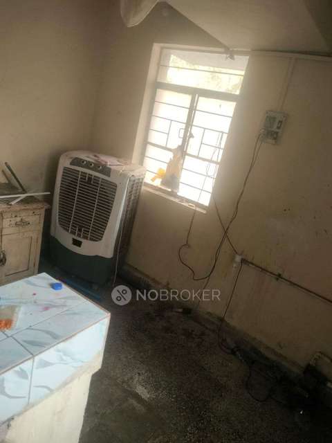 Single Room for Male In 1 BHK  In Karve Nagar