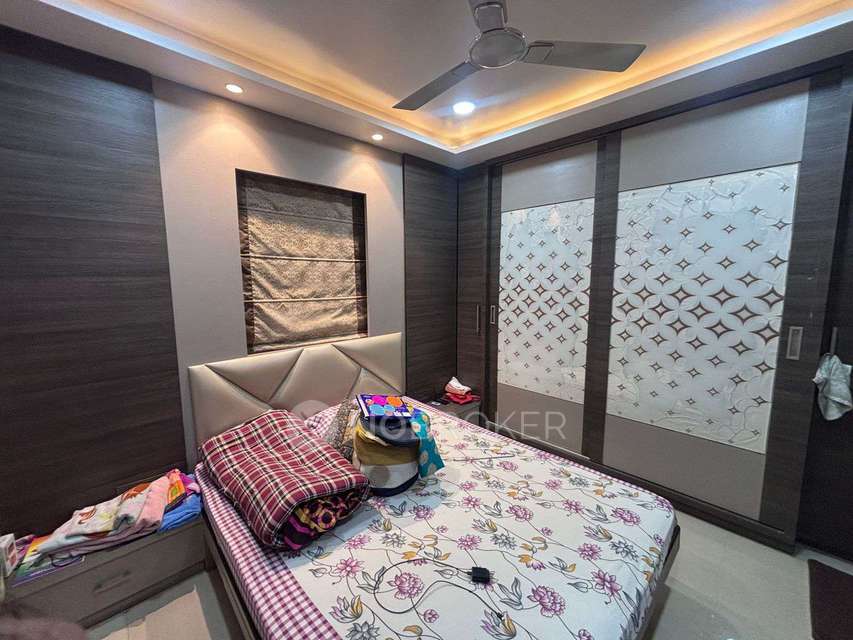 4 BHK Flat In Gokulam Housing Society For Sale  In Kondhwa Budruk